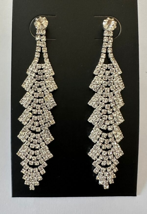 ORECCHINI PENDENTI CON STRASS