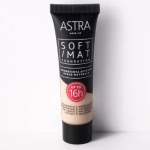 SOFT MAT FOUNDATION - Fondotinta Effetto Opaco Naturale cloud 01