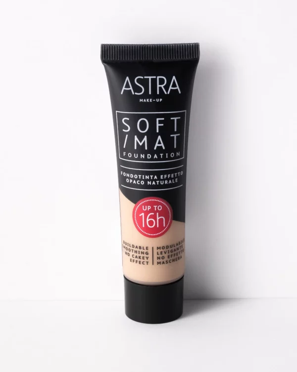 SOFT MAT FOUNDATION - Fondotinta Effetto Opaco Naturale butter 02